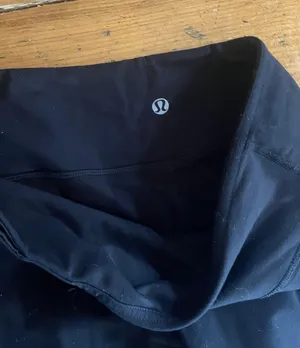 Lululemon Black Cropped Leggings thumbnail 2