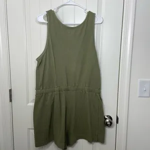 NWOT‎ Free Assembly women's comfy fit olive green drawstring waist romper large thumbnail 6