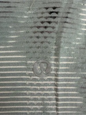 Lululemon Swiftly Tech Short Sleeve Tee Shibori Stripe Graphite Grey Size 4 thumbnail 5