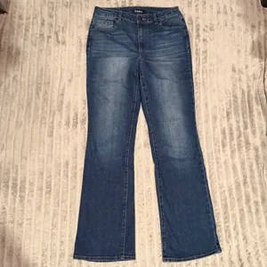 D.jeans Womens Size 6 Dark Wash Bootcut Denim Stretch Jeans Repreve Blend thumbnail 2