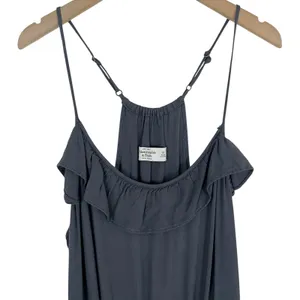 🔥 Abercrombie & Fitch Dark Gray Ruffle Trim Sleeveless Jumpsuit Size Medium thumbnail 4