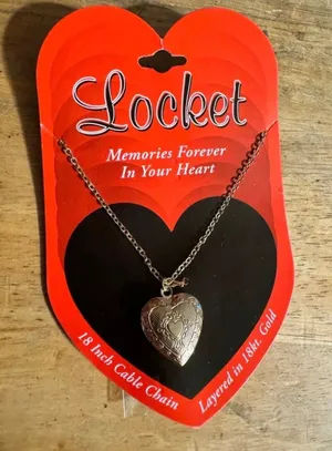 Memories forever in your heart gold tone locket necklace thumbnail 1