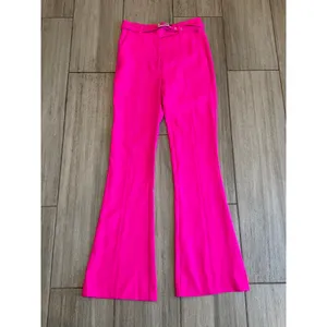 Generation Love Leah Belted Bootcut Pants Hot Pink size XS thumbnail 3