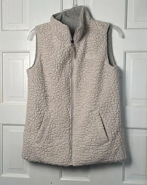 The North Face reversible women’s sherpa vest cream thumbnail 7