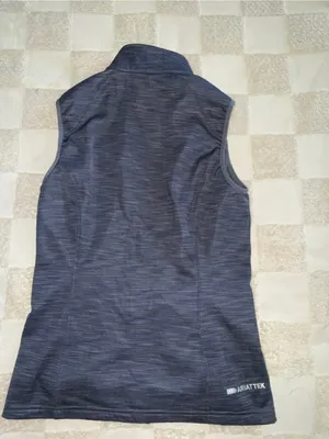 NWOT Ariat Conquest Full Zip Vest size Small thumbnail 5