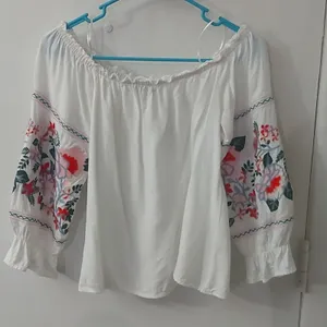 SugarLips Embroidered Off Shoulder Boho Top S Festival Concert Summer Floral thumbnail 5