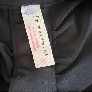 Free People Movement Upper Hand Crop Top in Black Sleeveless Size Large Slim Fit thumbnail 7