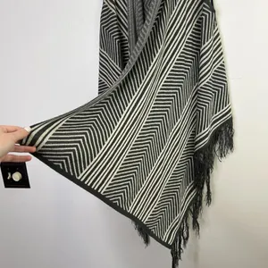 Southwestern Aztec Chevron Printed Fringe‎ Hem Handkerchief Hem Vest thumbnail 3