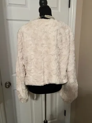 Fuzzy white faux fur fall coat thumbnail 3