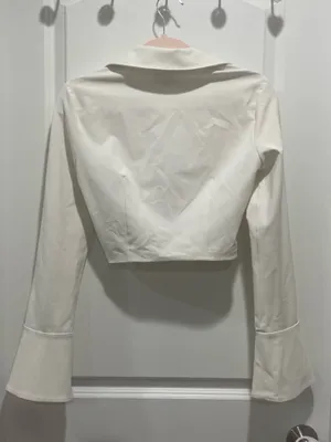 Cinq a Sept Cropped McKenna Twist Front Top Size XS in Ivory thumbnail 7