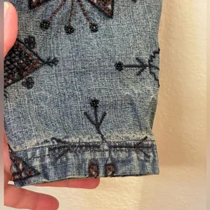 Vintage Chico’s Design‎ 90s Boho Embroidered & Beaded Blue Denim Jacket Size M thumbnail 7