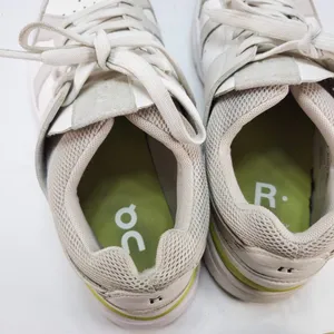 On THE ROGER Clubhouse CloudTec Womens 9 Tennis Sneakers White‎ Yellow thumbnail 9