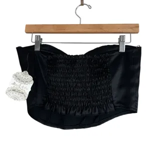 NWT Altar'd State Crop Top Womens M Black Satin Smocked Sweetheart Going Out thumbnail 3
