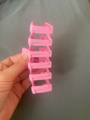 Pink Hair Claw Clip thumbnail 4