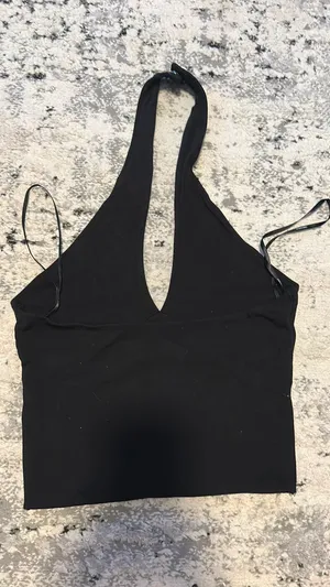 Forever 21 Halter Top Black thumbnail 2