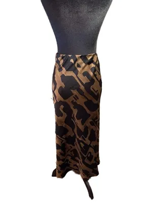 Zara Satin Geometric Print Midi Skirt thumbnail 2