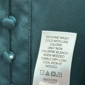 Maurices Sleeveless Quarter Button Front V Neck Tunic Blouse Top Womens Medium thumbnail 10