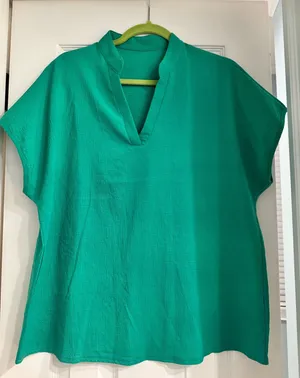 Women’s Green Blouse thumbnail 1