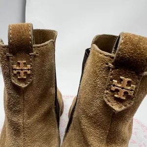 Tory Burch Chelsea Boots Women 10.5 Tan Suede Leather Square Toe Block Heel Pull thumbnail 9