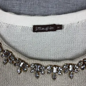 J McLaughlin Sweater Womens M White Jeweled Crew Neck Tight-Knit Pullover thumbnail 3