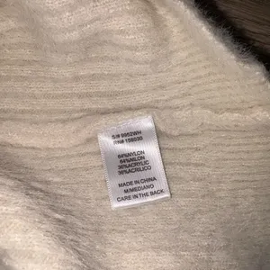 Love Tree Boutique Women's Ivory Sweater Size Medium thumbnail 5