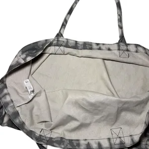ALO Yoga Large Tote Bag thumbnail 2