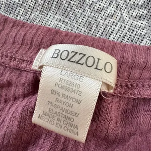 Bozzolo Mauve Ribbed V-Neck Crop Top thumbnail 3