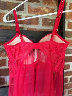 Victoria secret 34 D thumbnail 7