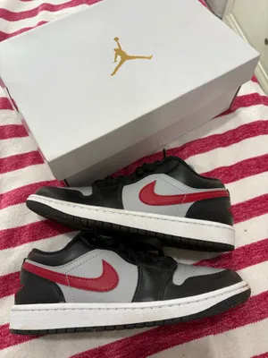 Nike Jordan 1 thumbnail 1