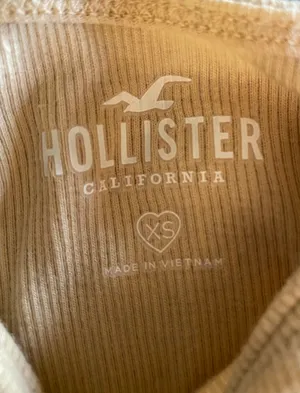 Hollister tan  crop top thumbnail 3