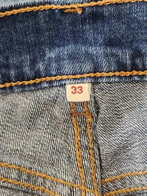 Levi's Womens Medium Wash Denim Jean Shorts Size 33 thumbnail 8