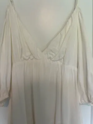 Le lis White mini dress thumbnail 2