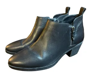 Vionic Cecily Black Leather Waterproof Ankle Boots Pointed Toe Block Heel Size 9 thumbnail 1