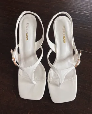 FashioNova NWT Heels thumbnail 1