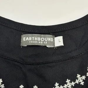 Earthbound Trading Co. Boho-Style Embroidered Fringe Tank Top Large Cropped thumbnail 5