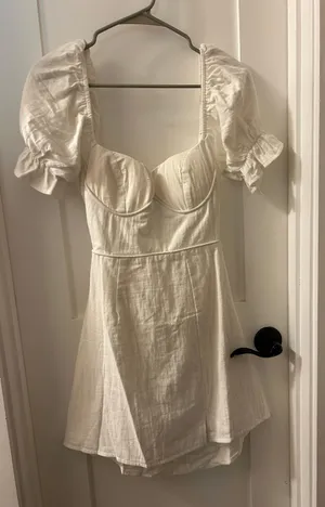 Dress thumbnail 1