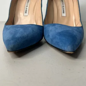Manolo Blahnik BB Blue Suede Pumps Size 42 thumbnail 6