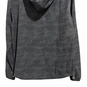 Vuori Outdoor Trainer Shell Hoodie Jacket‎ Black/Gray Camo Women's Size Medium thumbnail 6