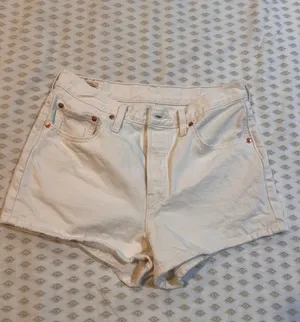 Levi's White Denim High-Rise Shorts thumbnail 1