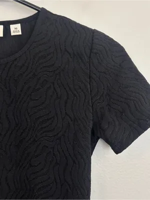 Babaton Aritzia Black Short Sleeve Crew Neck Shape Lace Bodysuit Like New XS thumbnail 5