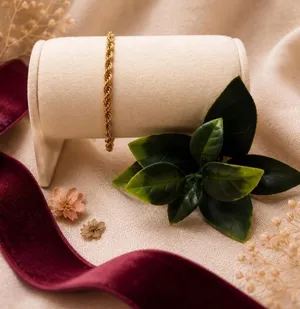 Gold Rope Chain Bracelet - Classic Women’s Jewelry thumbnail 1