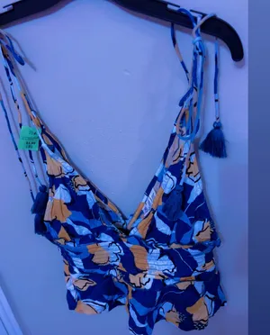 Top Roxy thumbnail 2