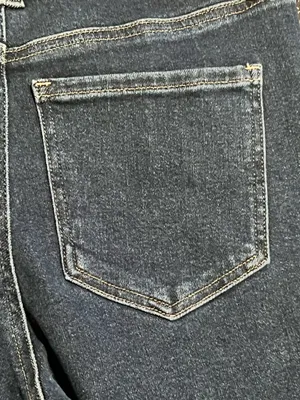 Womens sz8 NWT Express 70's Flare Midrise Hyper Sculpt/Hyper Stretch Jeans thumbnail 8