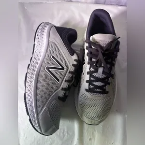 New Balance Gray and Black Athletic Sneakers thumbnail 4