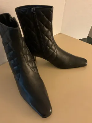 David Tate women Black Quilted leather Heeled Ankle Boots size 6.5 thumbnail 4