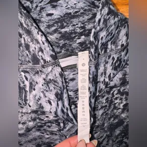 🌸lululemon athletica Black & Gray Marled Active Leggings thumbnail 3
