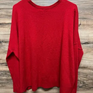 Joie medium red long sleeve‎ top thumbnail 3
