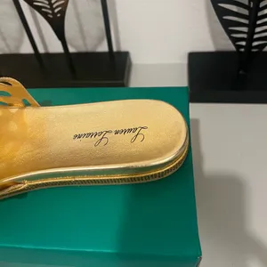 Elegant Gold Slide Sandals by Lauren Lorraine Size 11 thumbnail 2