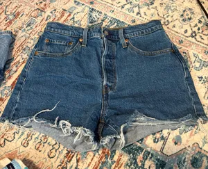 Levi’s 501 Shorts thumbnail 1