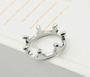 Simple Silver Crown Ring Size 5 thumbnail 3